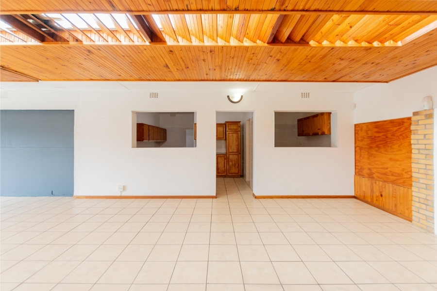 To Let 4 Bedroom Property for Rent in Dwarskersbos Western Cape